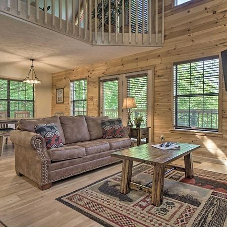 Rustic Pigeon Forge Home With Private Hot Tub! Exterior foto